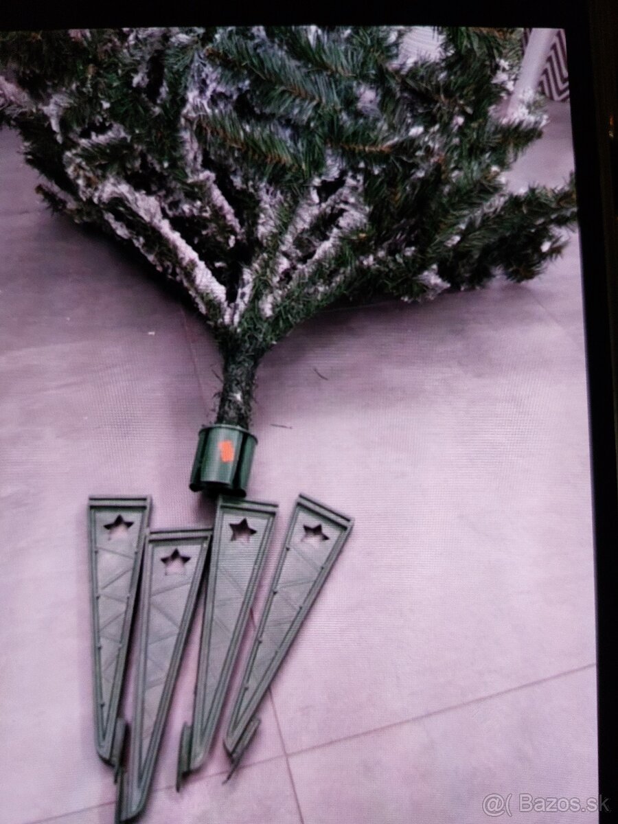 Vianočný umelý stromček - 4