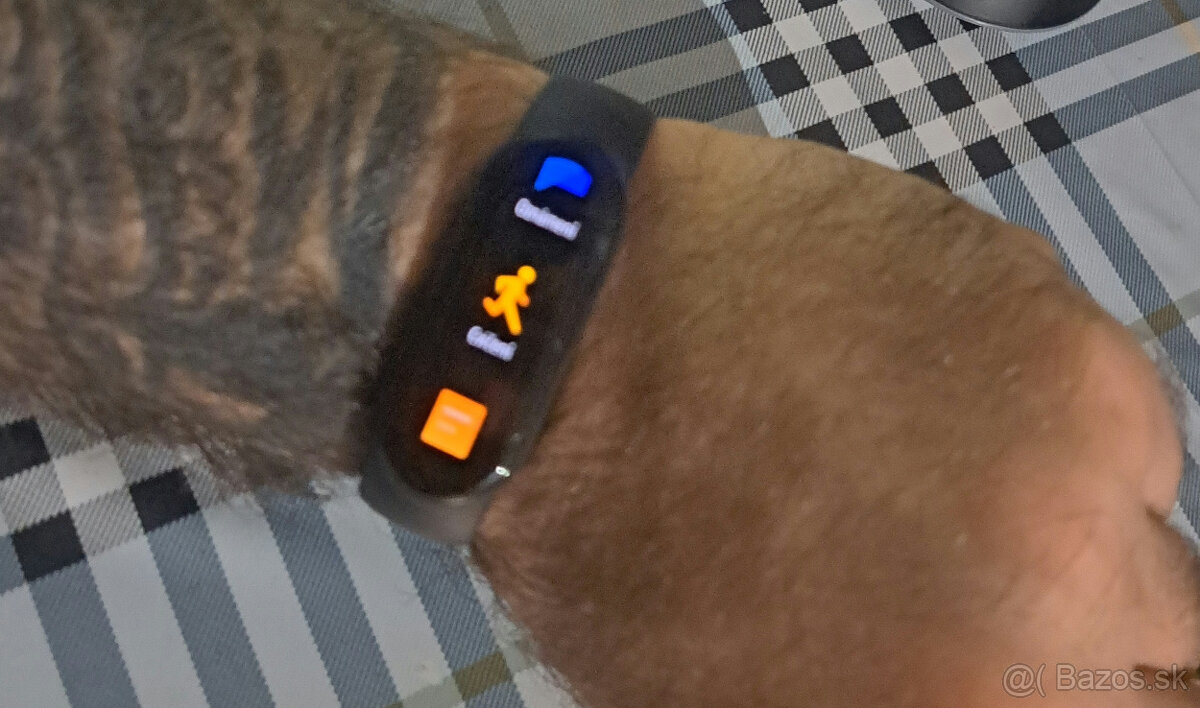 Predám Xiaomi Mi Smart Band 6 - 4