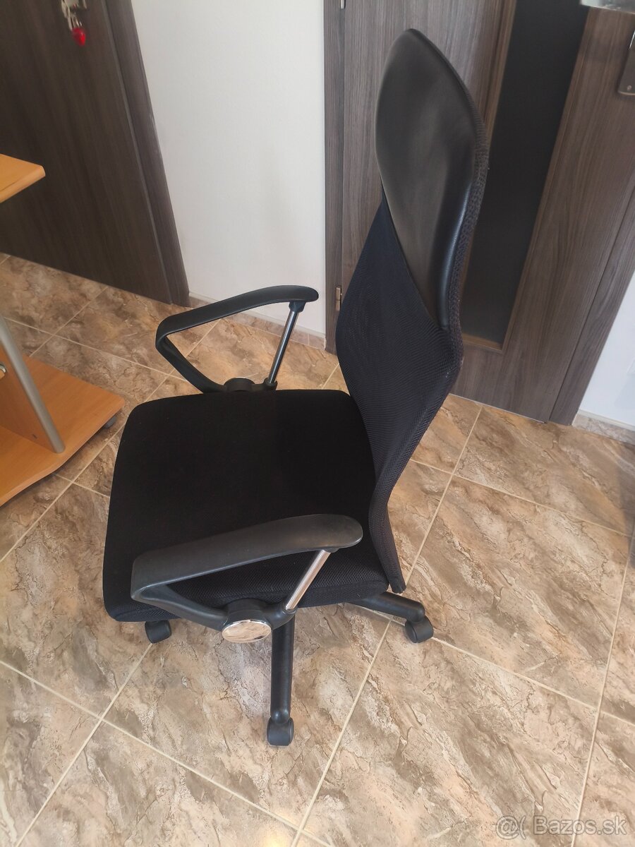 PC STOLÍK+ STOLIČKA - 4