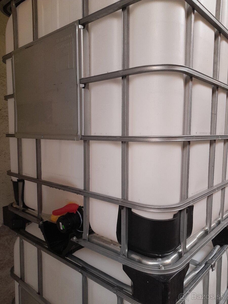1000L nádrž IBC kontajner umyté - 4