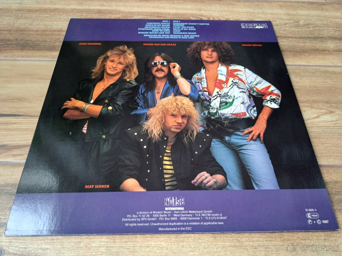 Lp SINNER - Dangerous CHarm / NM - 4