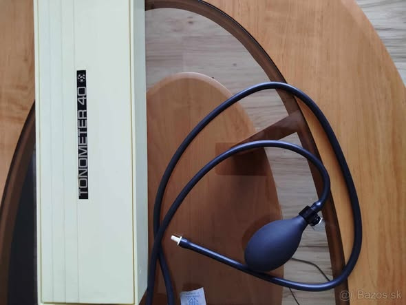 Predám starý lekársky tlakomer "TONOMETER 40 " - 4