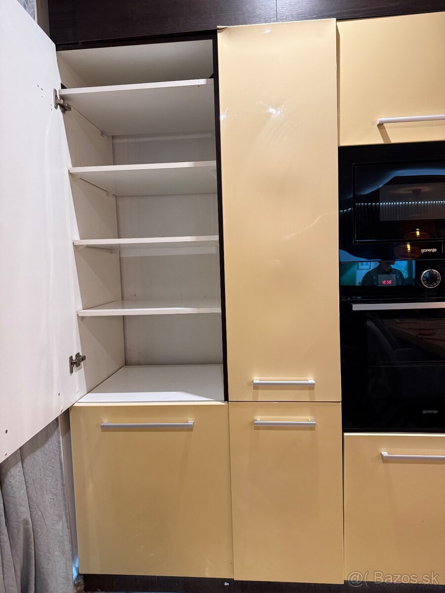 Kuchynská linka do L - 4