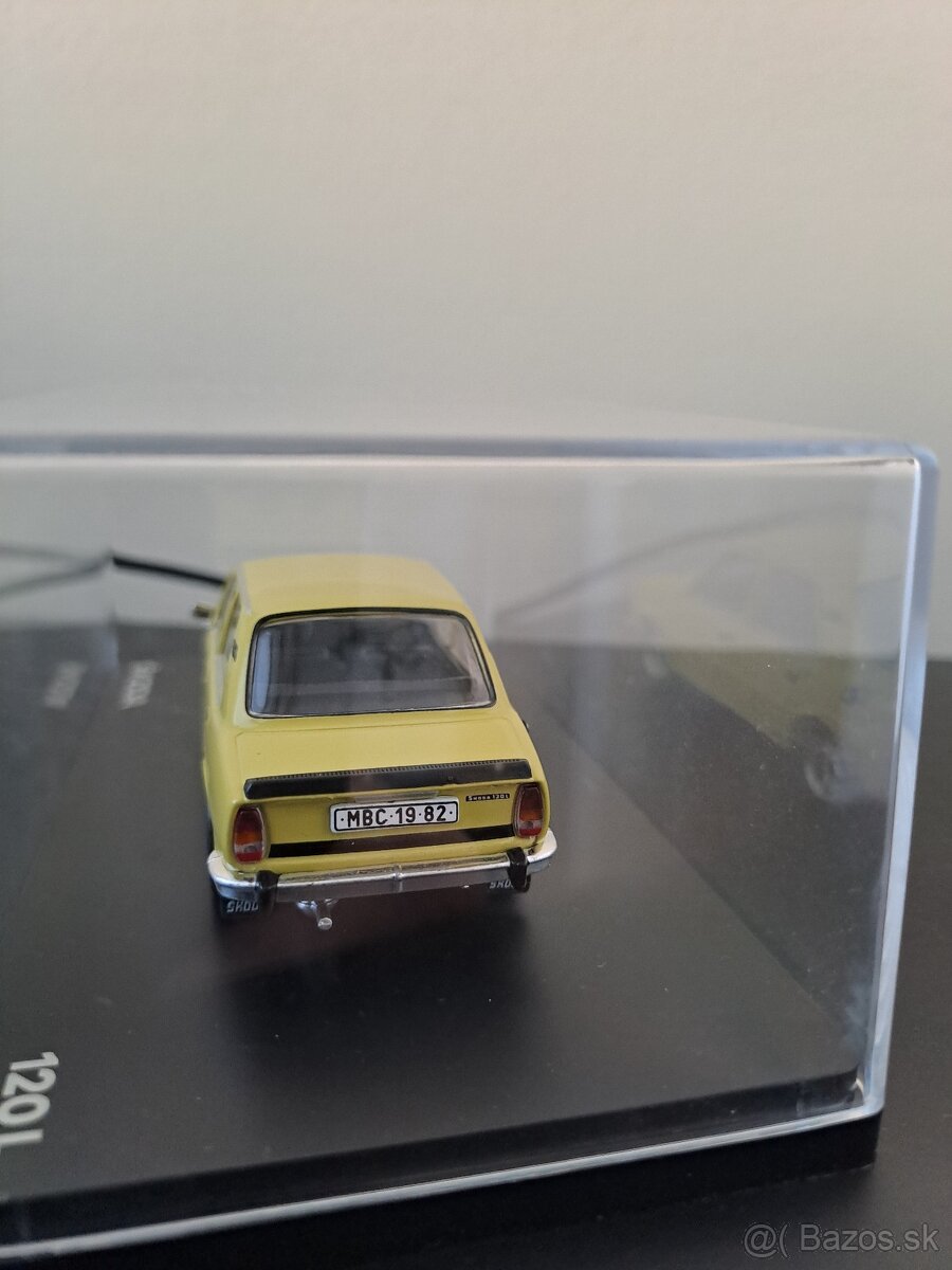 Škoda 120l 1:43 - 4