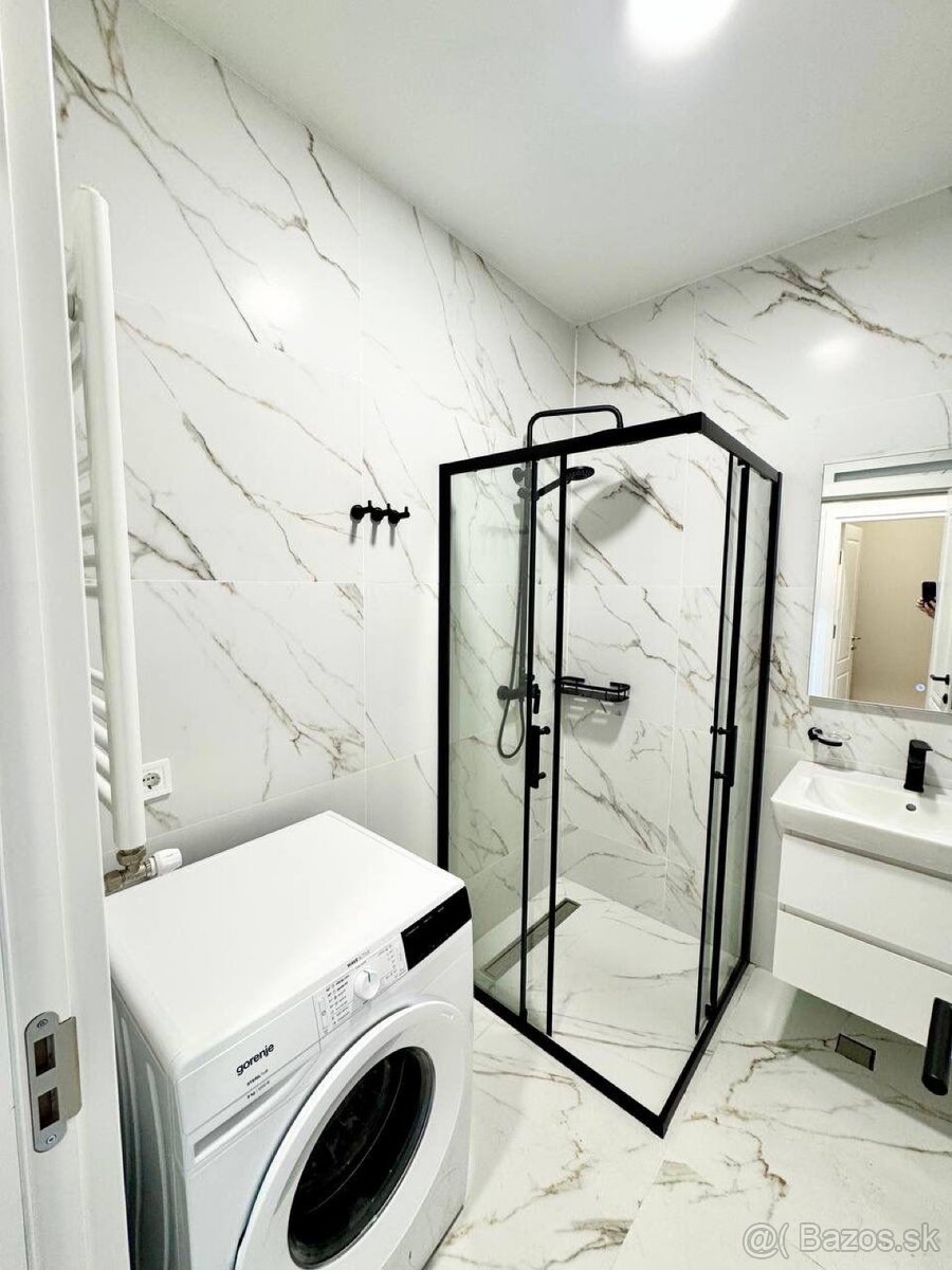 STUDIO APARTMÁN – STEPS BATUMI | 37,7 m² | - 4