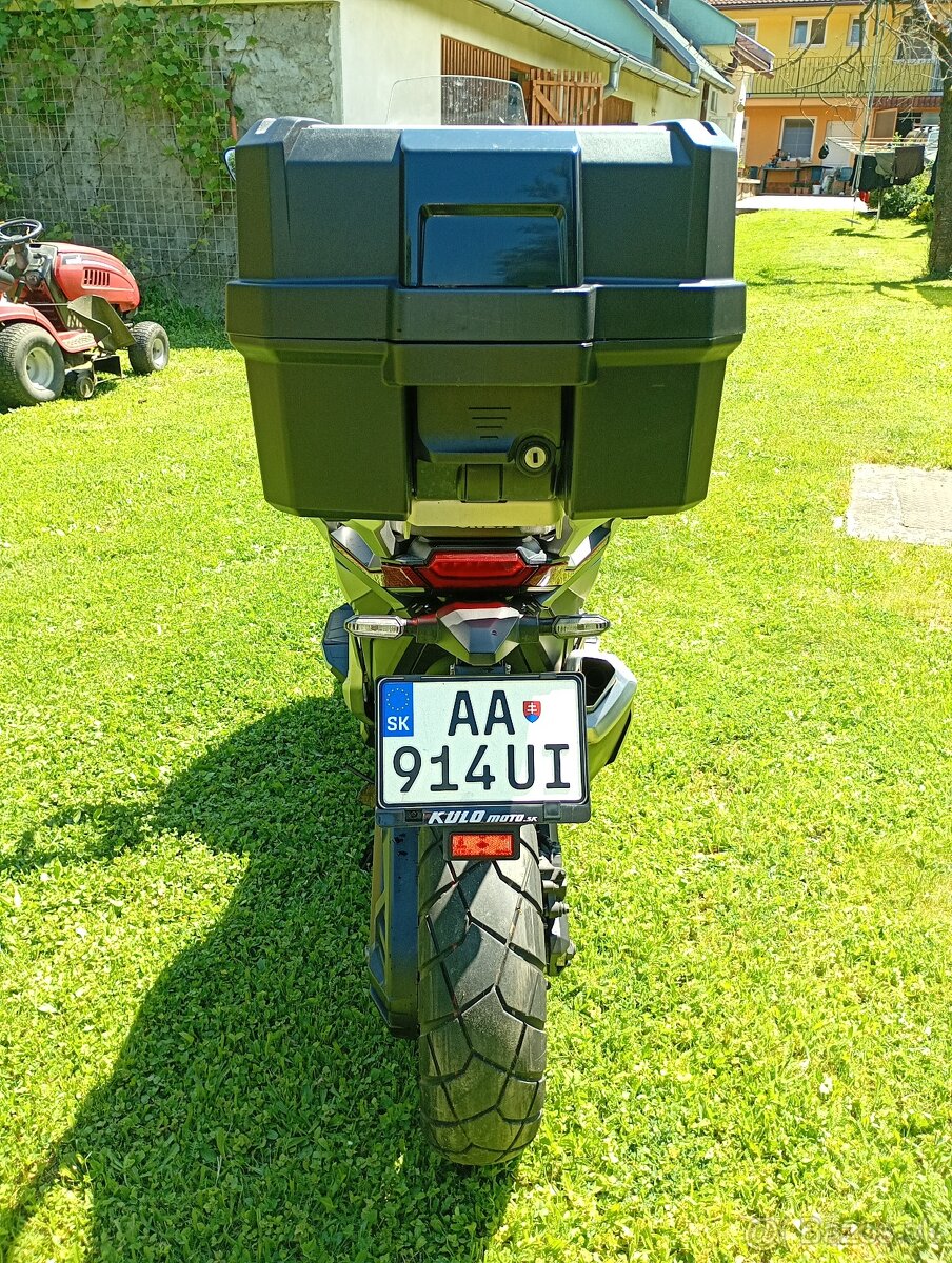 Honda X ADV750 - 4