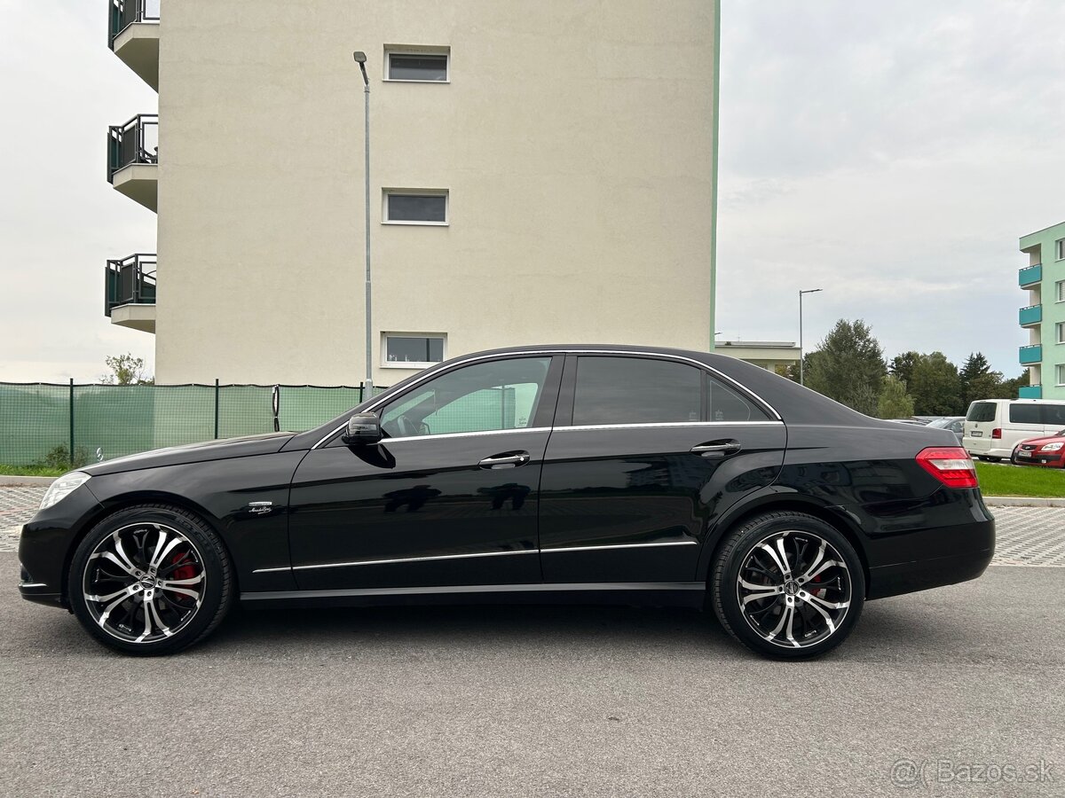 Mercedes E W212 220D - 4