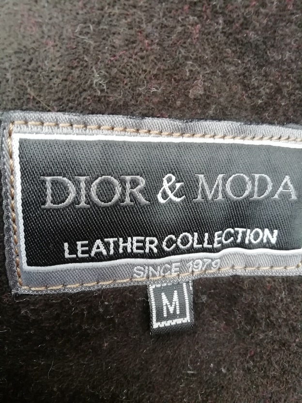 Predám elgantný dámsky kožuch - 4