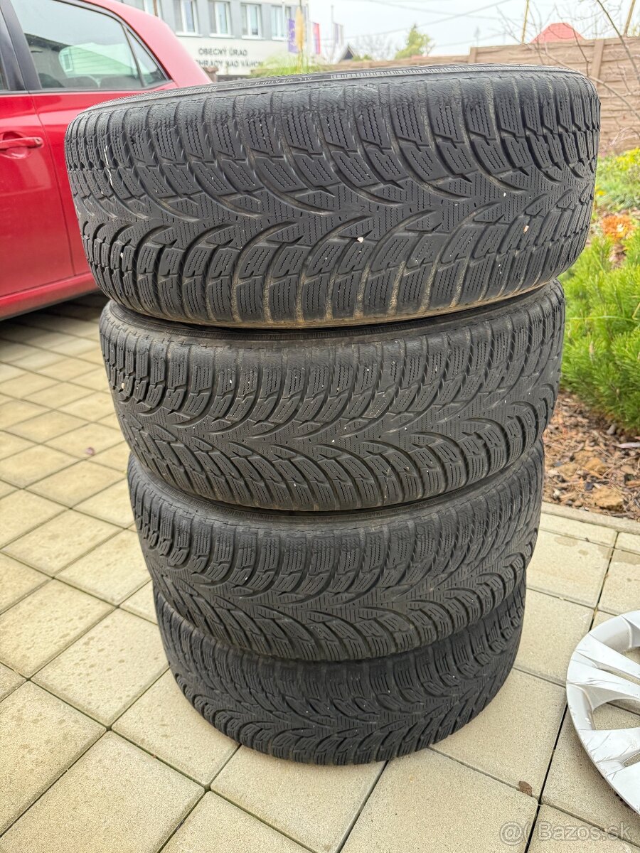 Plechové disky R16 + puklice – Toyota Auris – 5×114,3 - 4