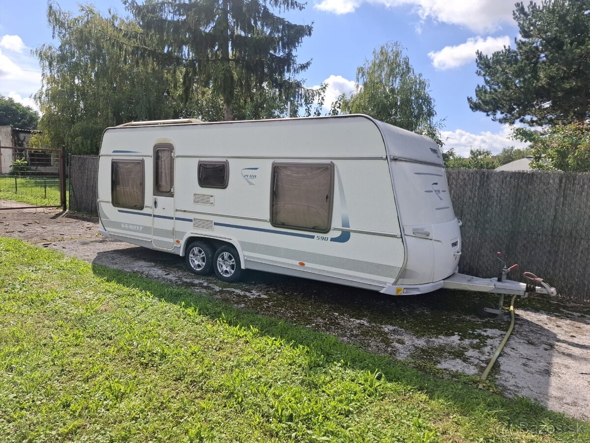 Karavan Fendt platinum 590 - 4