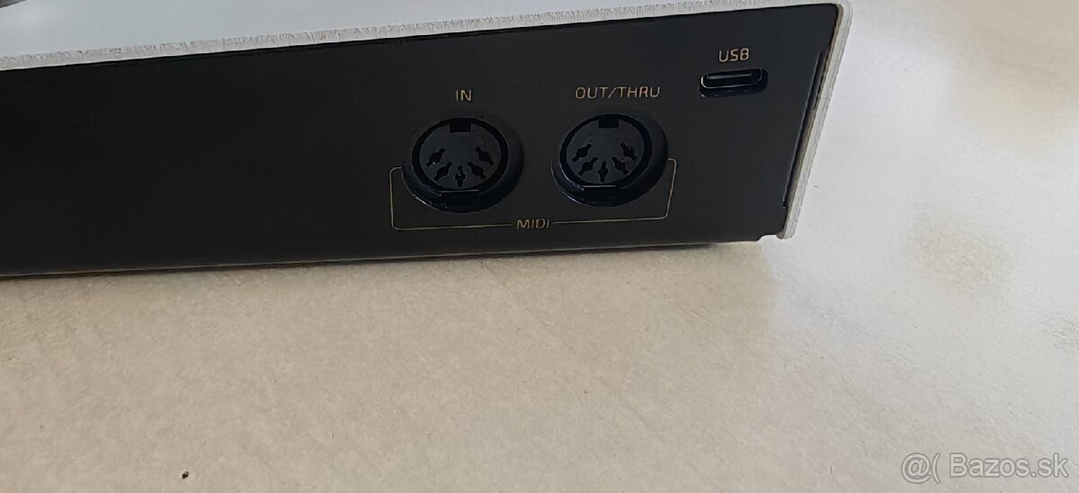 Predám multiefekt Hotone Stomp ll - 4