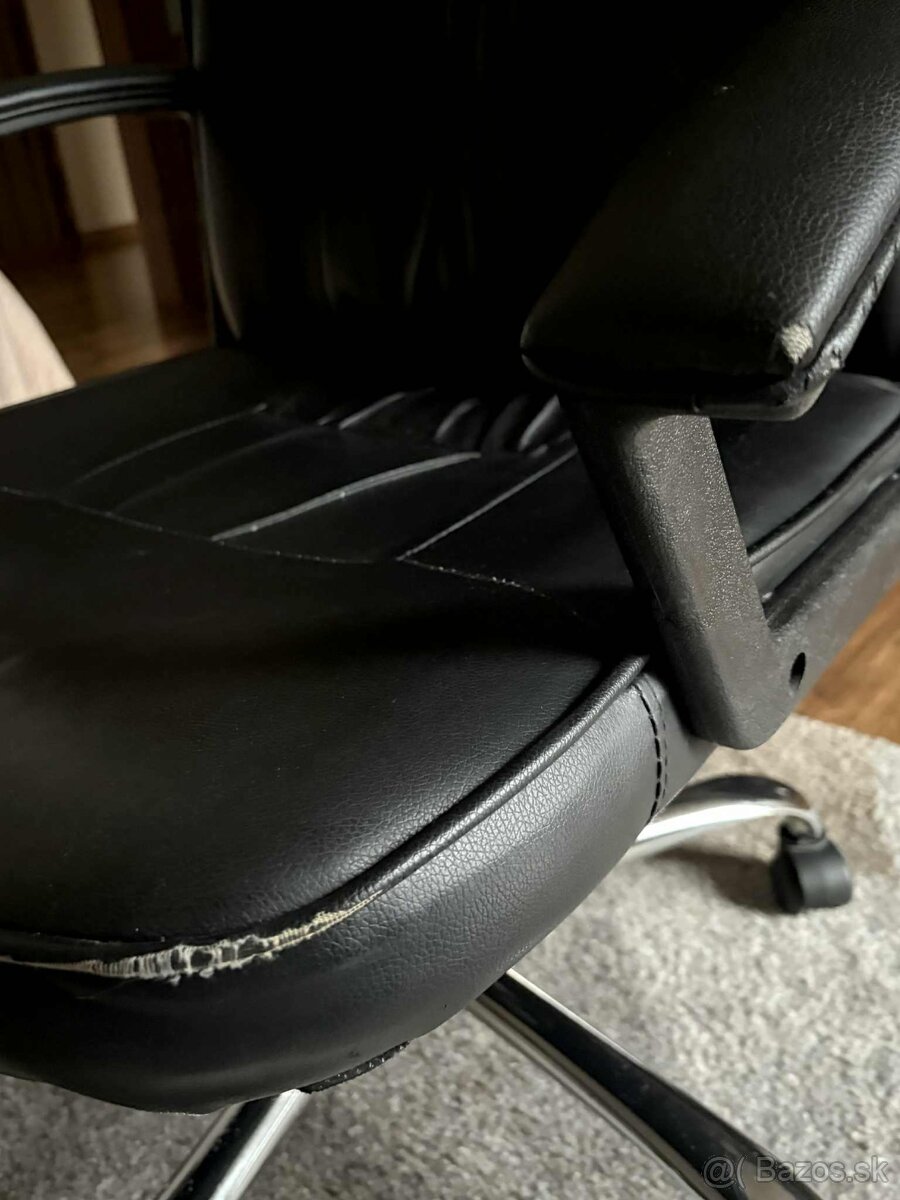 Kancelárska stolička - 4