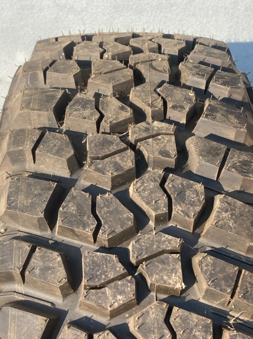 1ks BF GOODRICH BF GOODRICH ALL TERRAIN T/A KO2 - 4