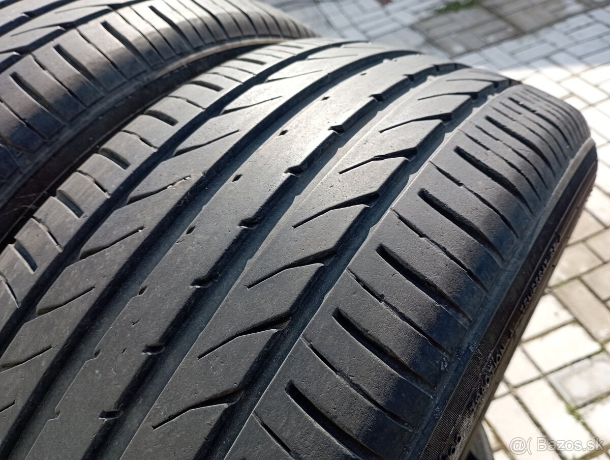 215/50/18 Toyo letné pneu 4ks - 4