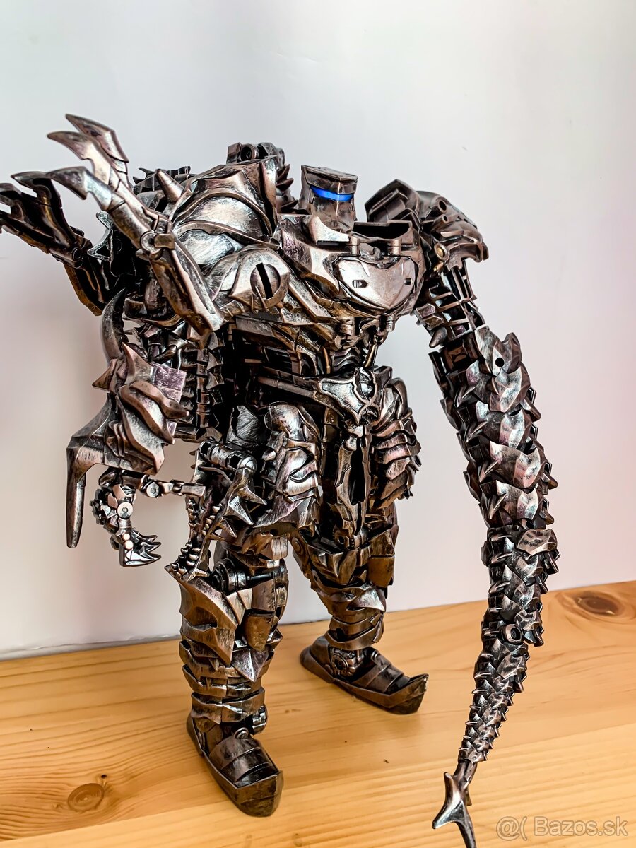 Transformers - Scorn (Black Mamba LS11) - 4