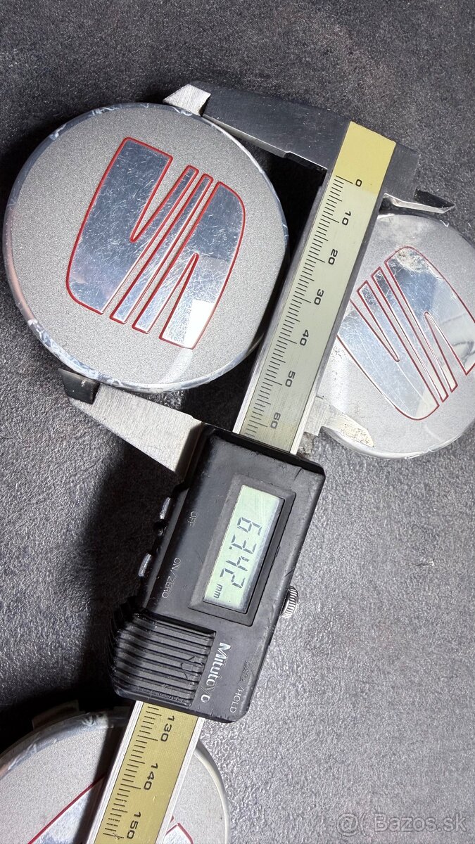 Predám stredové krytky kolies - 4