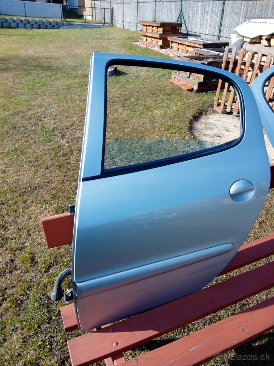 Zadne dvere peugeot 206+ - 4