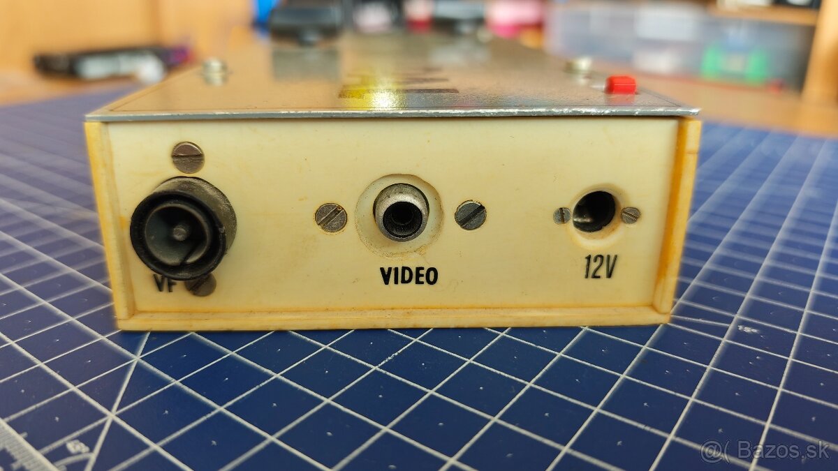 PAL generátor signálu - 4