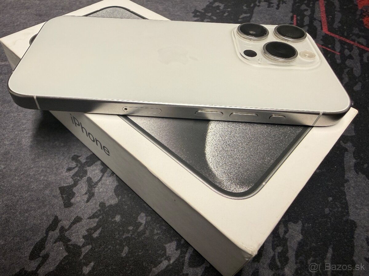 iPhone 15 Pro 128 GB - 4