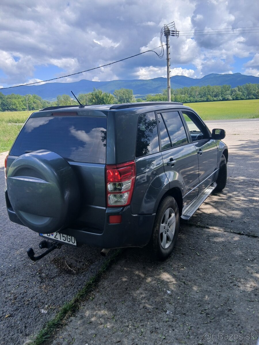 Suzuki grand vitara 1.9ddis 4x4 - 4