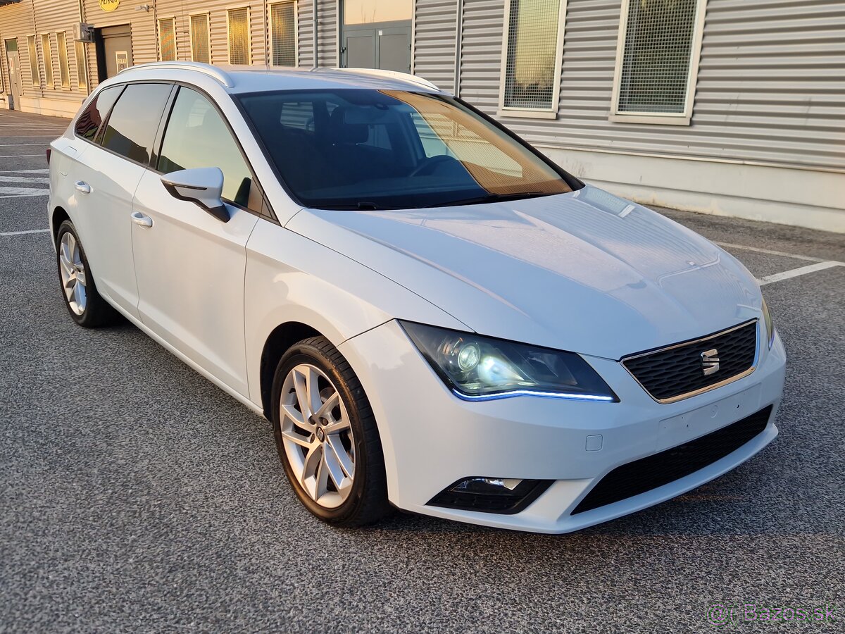 Seat Leon 2.0 TDI Style DSG - 4