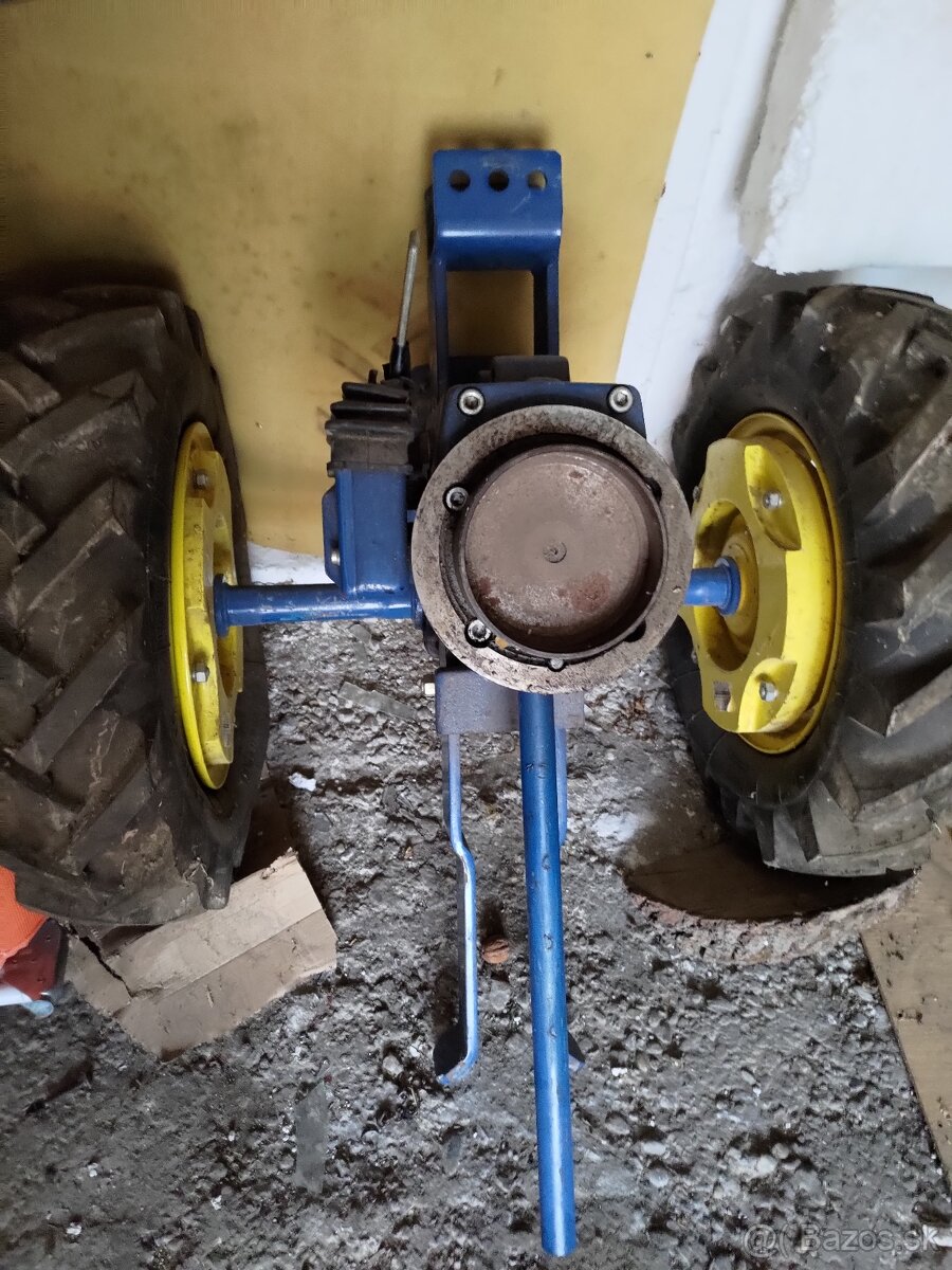 Dvojkolesovy malotraktor - 4