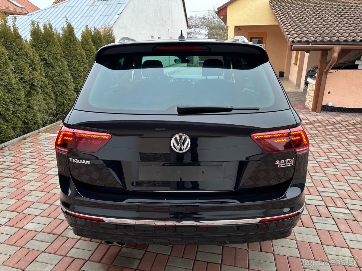 VW Tiguan 2.0 Bi-TDi 176kw 4-Motion R-Line Panoráma