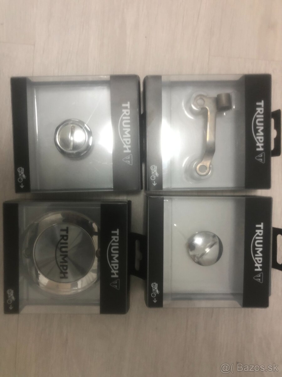 Triumph Bonneville T120 Black edition doplnky NOVE - 4