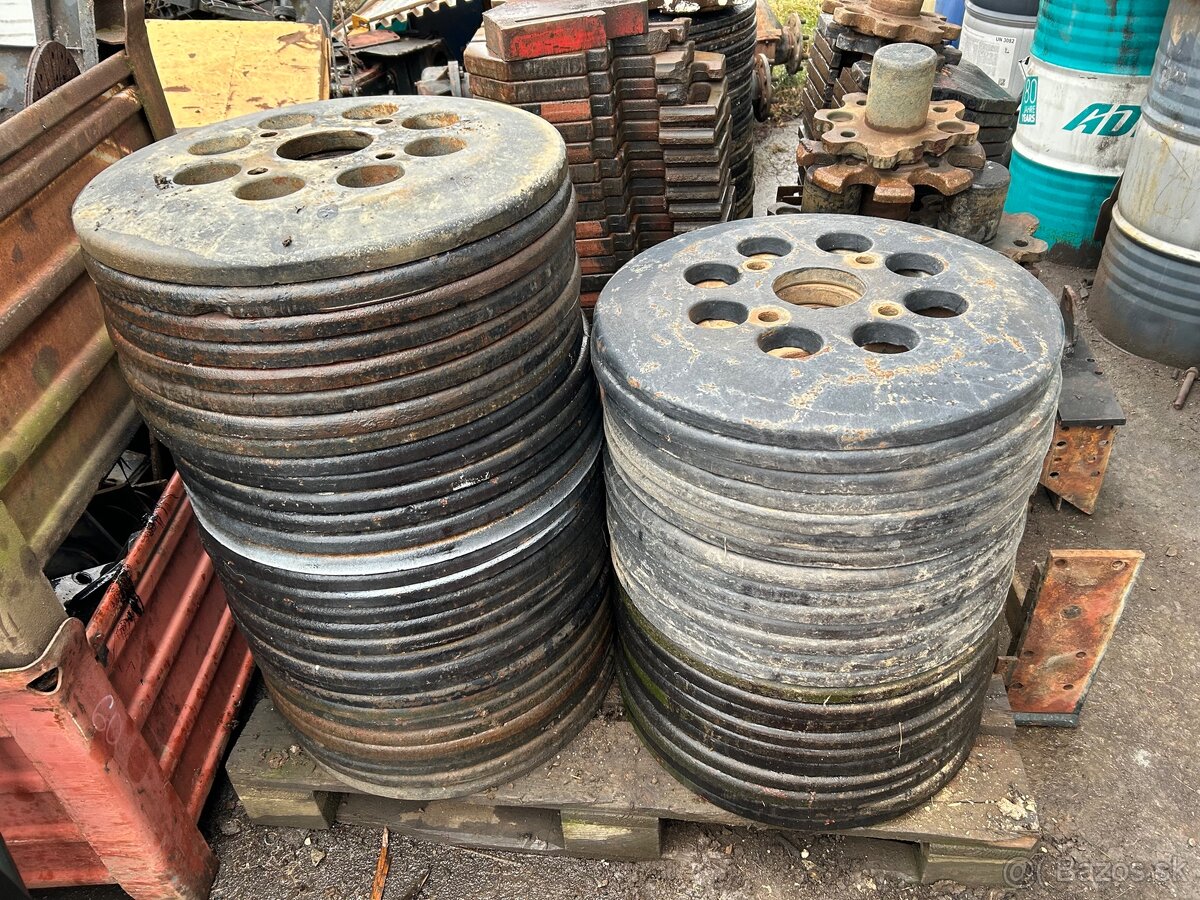 Predám predné závažie na Zetor crystal - 4