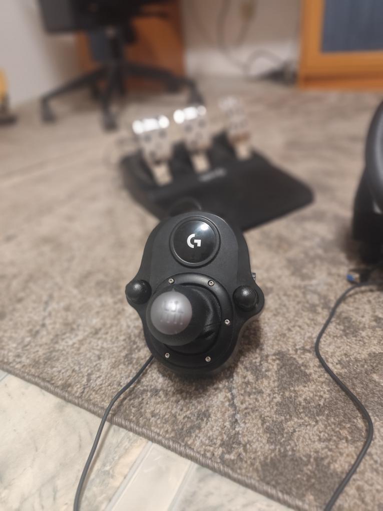 Herný volant Logitech g29 - 4
