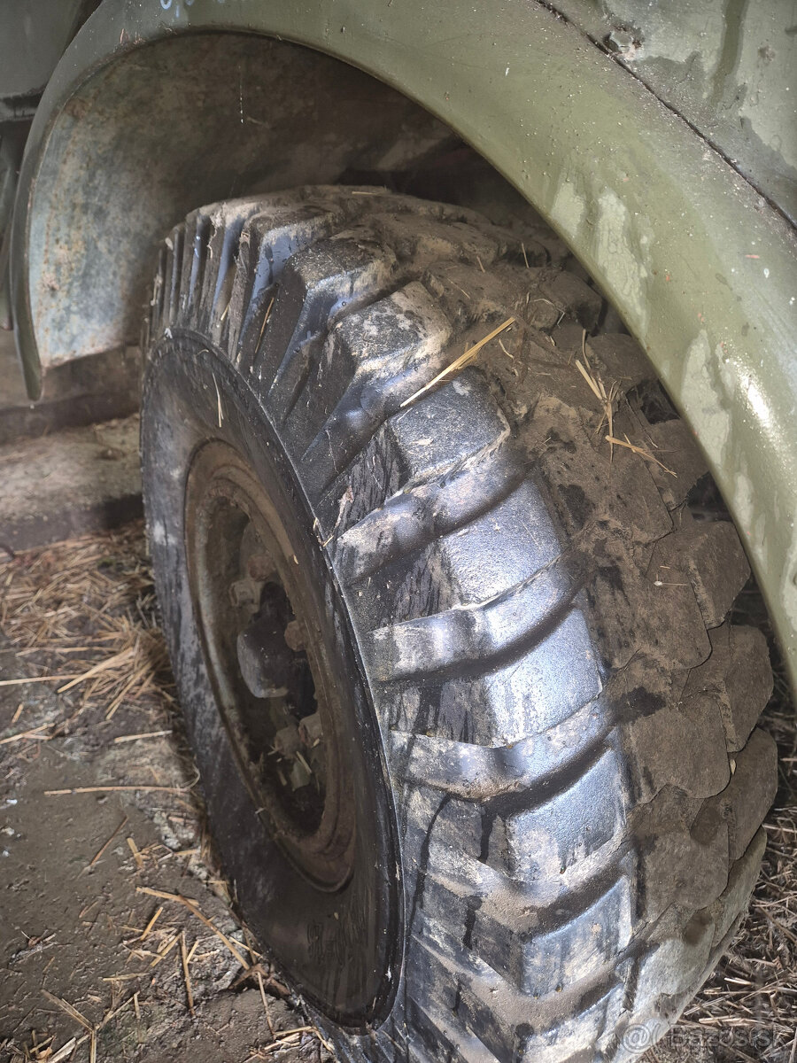 Predám Tatru 805 diesel - 4