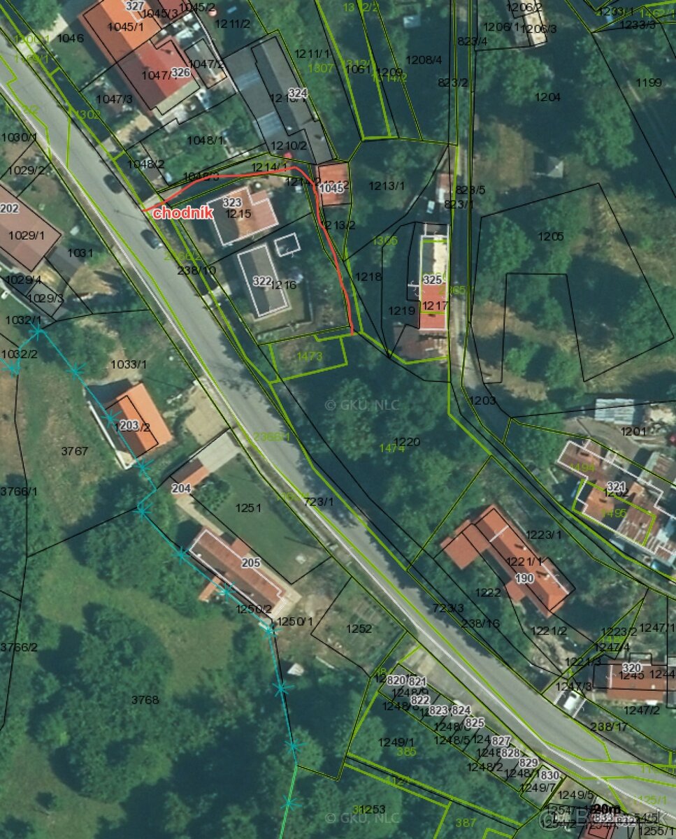 Stavebný pozemok v obci Vyhne - 4