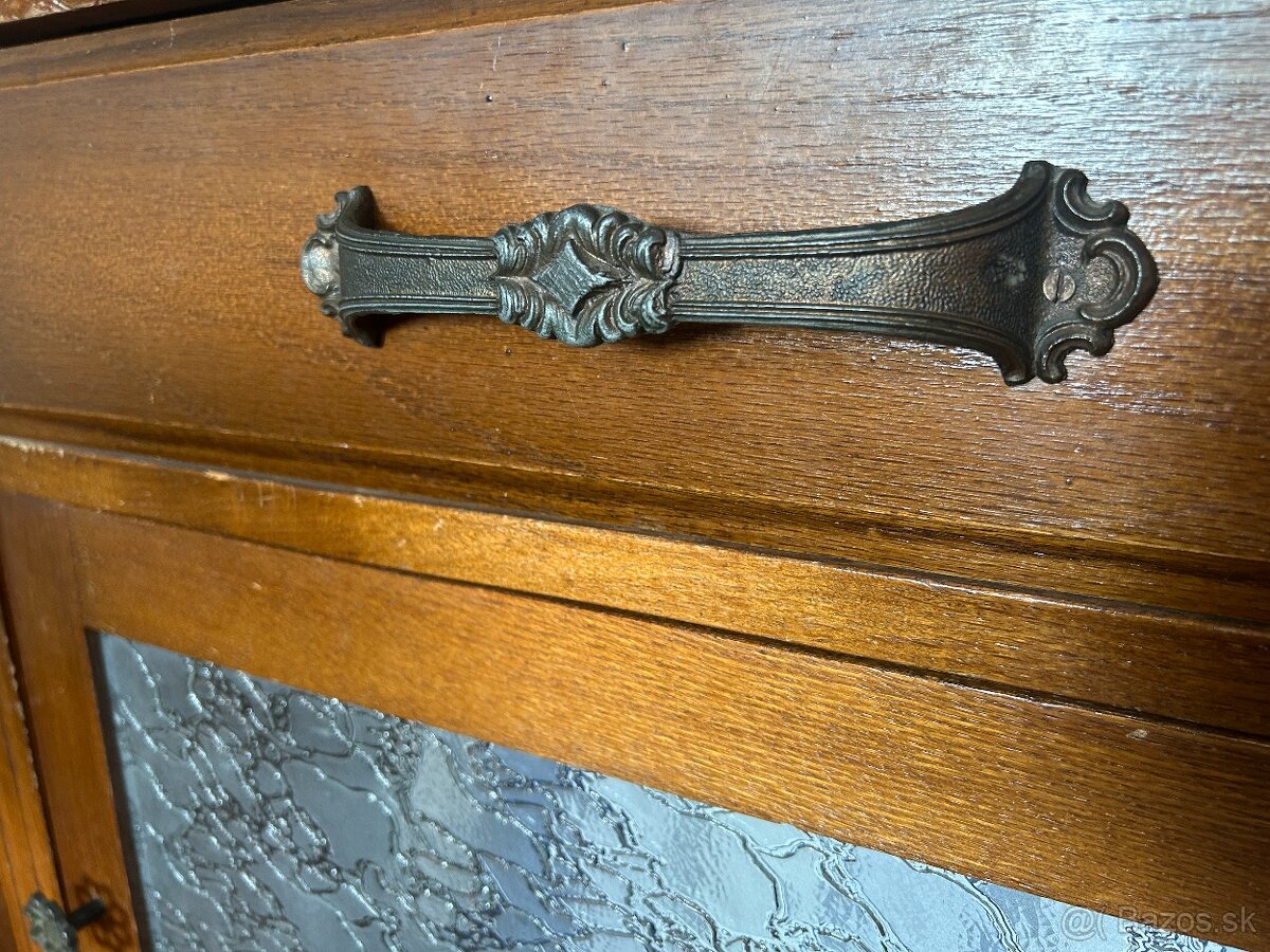 Starožitná komoda - 4
