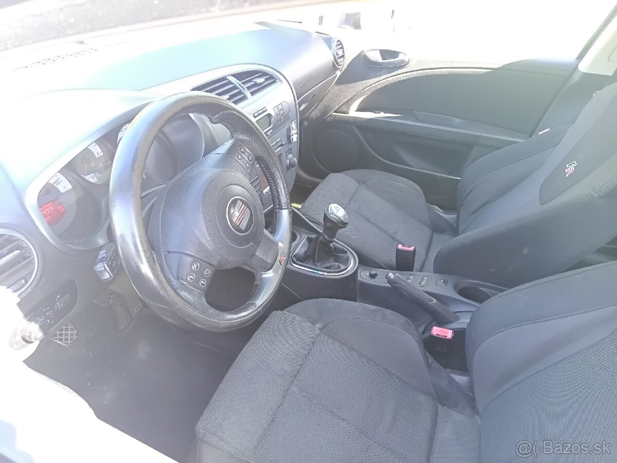 Seat Leon FR 2.0 TDI - 4