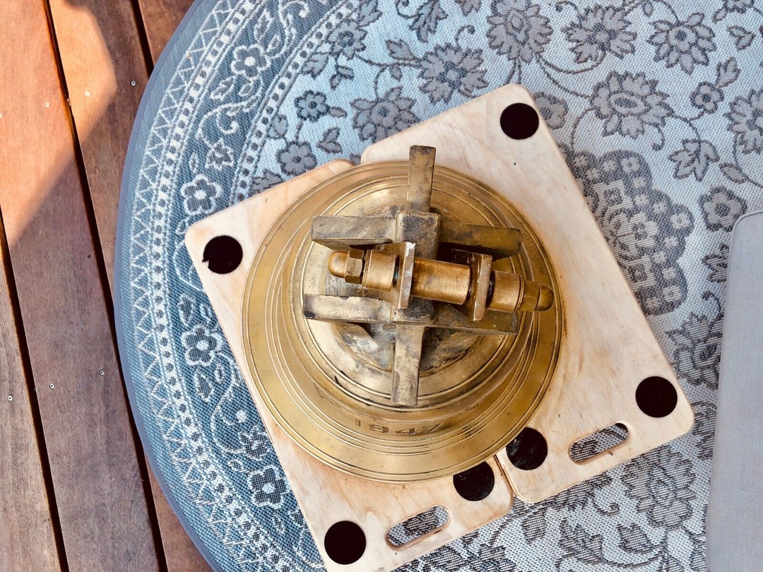 Zvon z 2. svetovej vojny – britská lietadlová loď HMS - 4