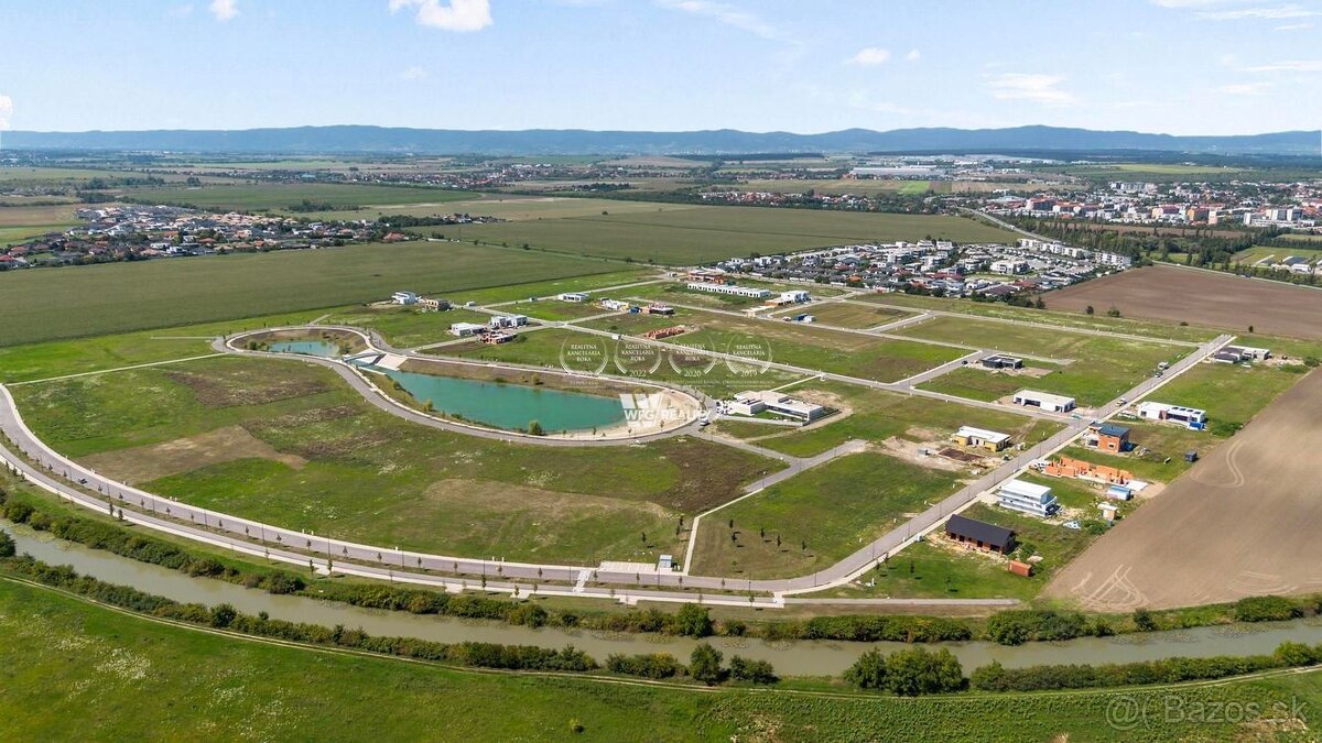 Lukratívny pozemok pre rodinný dom - 4