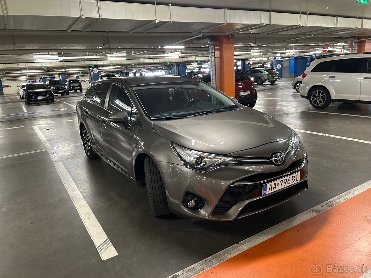 Toyota Avensis 2018r. 2.0D4D diesel - 4