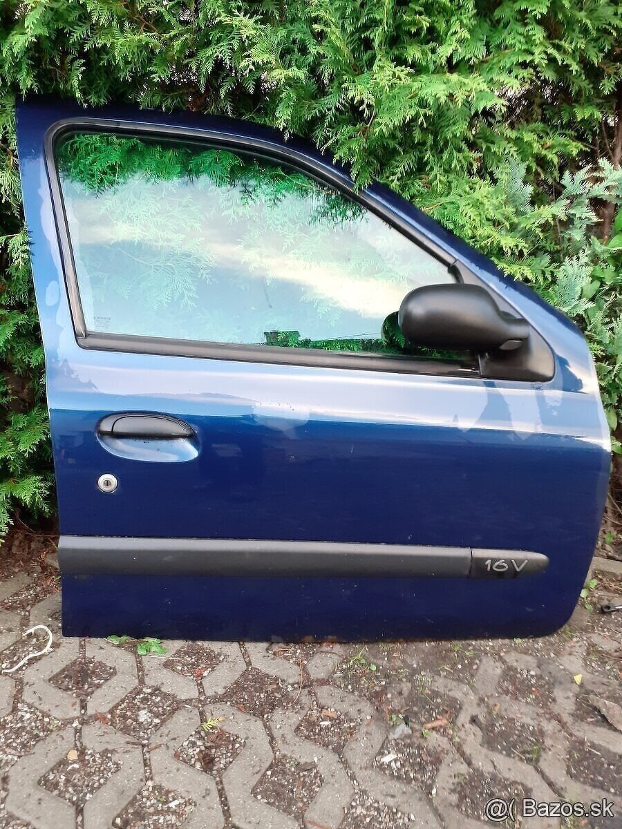 Predam bocne dvere na renaul clio rok 2002 - 4