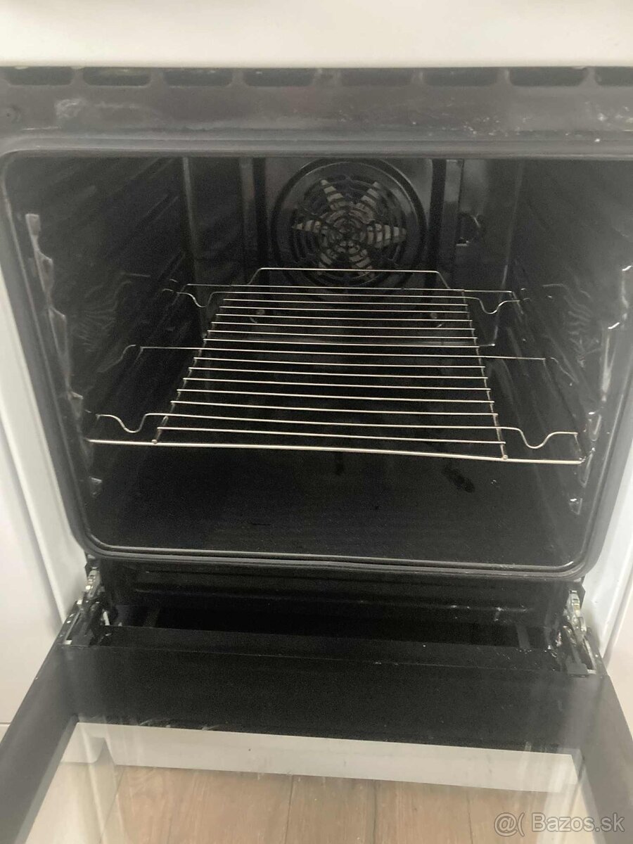 Predám sporák Amica - 4