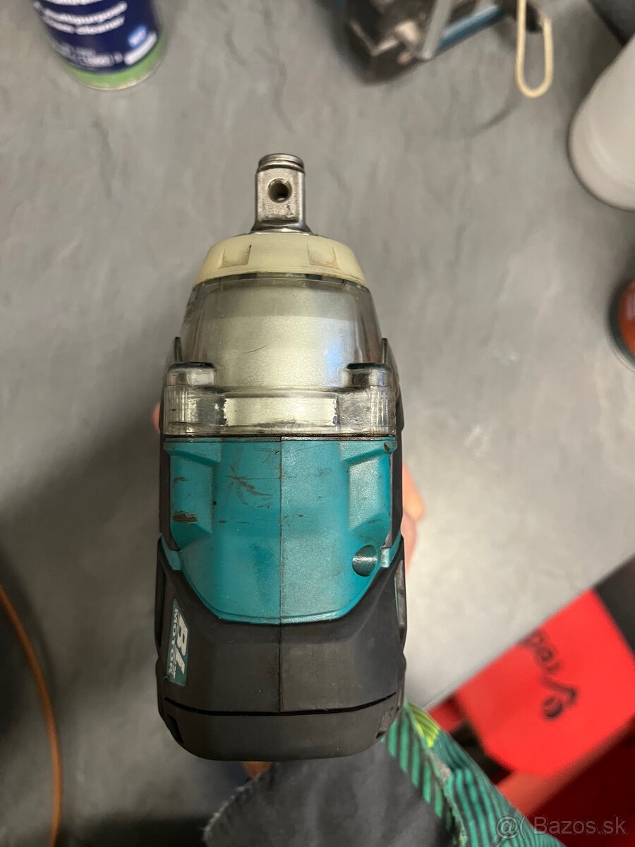 Makita razovy utahovak - 4