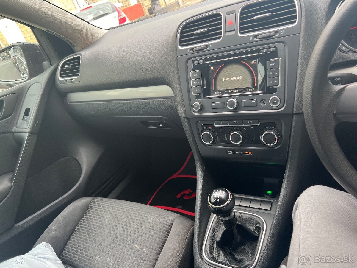 Golf 6 - 4
