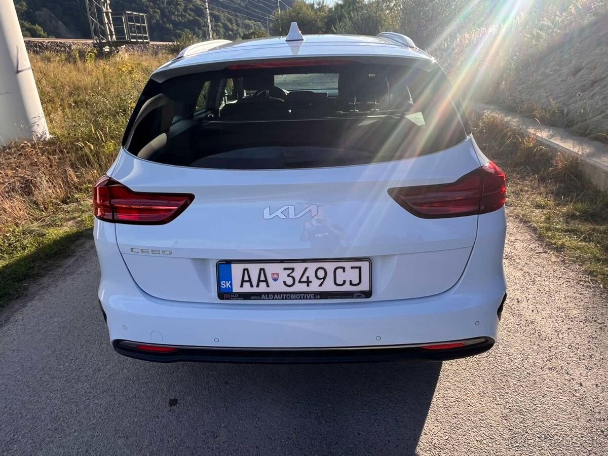 Kia Ceed SW 1.6 Crdi kup.SR 2023 100 kW - 4