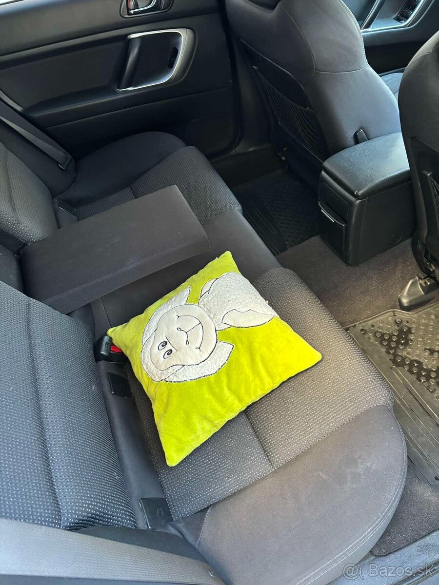 SUBARU LEGACY 2,0i, kombi black limited - 4