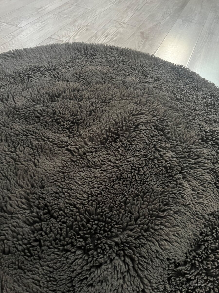 Krásny šedý kruhový koberec - 4