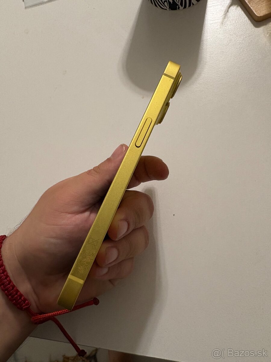 📱 Predám iPhone 14 – Yellow – 128 GB - 4