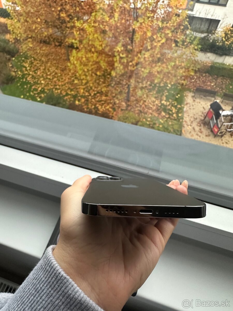 iPhone 12 Pro Max 256GB 5G Graphite - 4