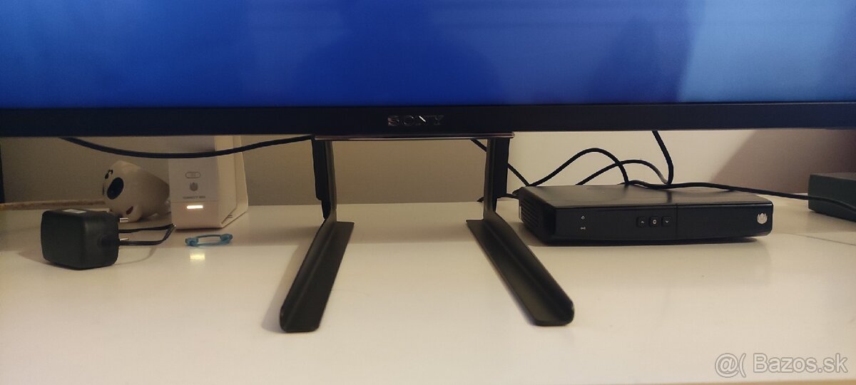 Sony Bravia KD-49XE7005 - 4