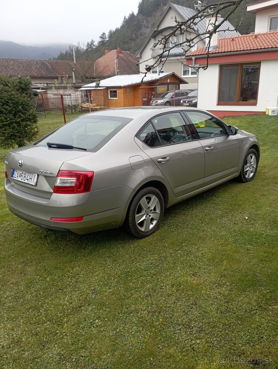Predám Škoda Octavia 1.6 TDI v zachovalom stave - 4