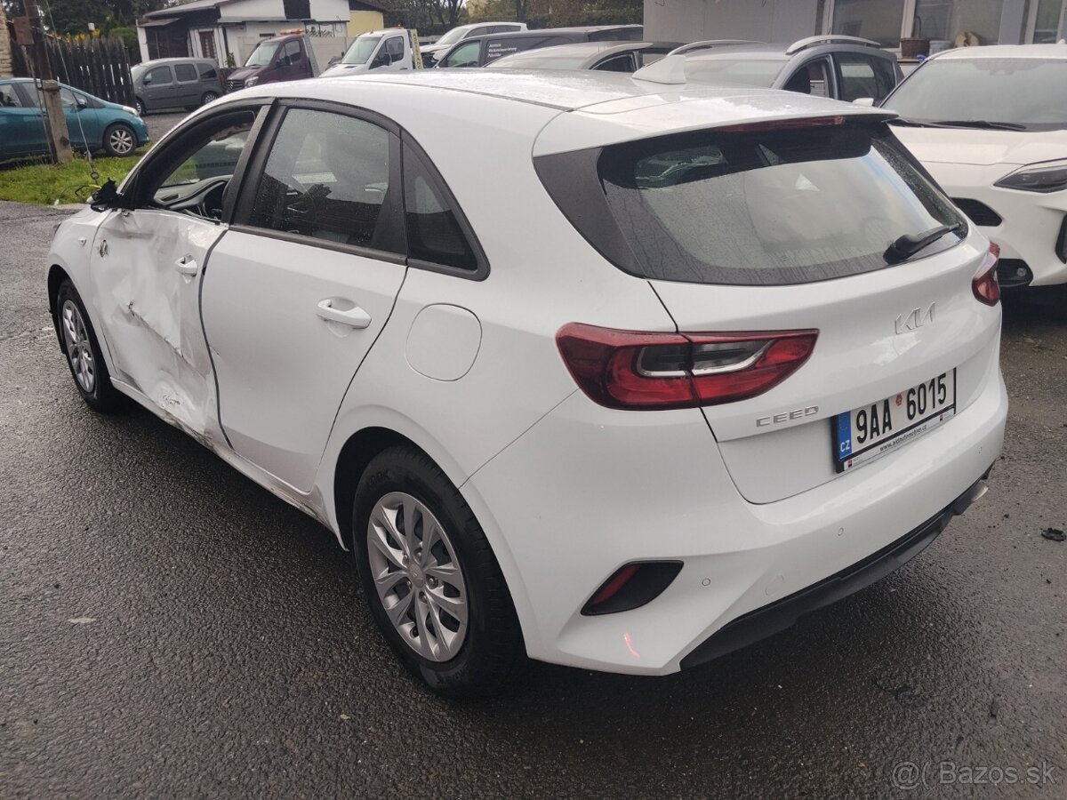Kia Ceed 1.5, Benzín,118 Kw, rv.2021/12 (c.j.2831) - 4