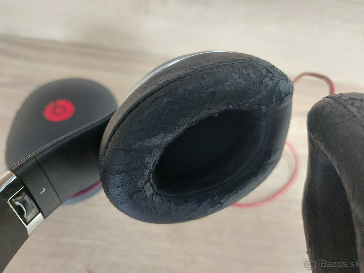 Beats by Dr. Dre Studio Wireless - 4